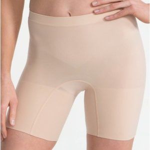 Spanx Shorts Shapewear Size A